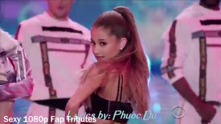 Homenagem erótica à Ariana Grande