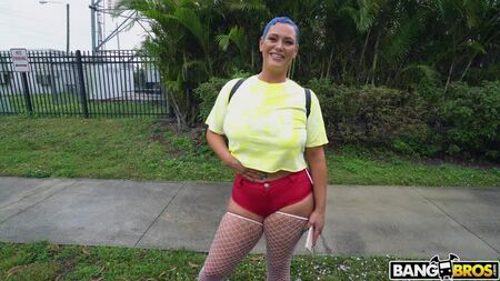 [BangBus.com] Kaden Kole (A Foder Antes da Rave) [Boquete, Sexo, rabo grande, mamas grandes, 1080p]