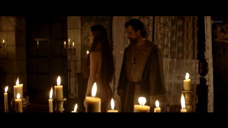 Silvia Alonso Nua - A Coroa Partida (Espanha, 2016) 1080p