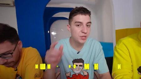 VLAD A4 PAPEL GLENT KOBYAKOV: DESAFIO DA REFEIÇÃO GRANDE, MÉDIA OU PEQUENA!