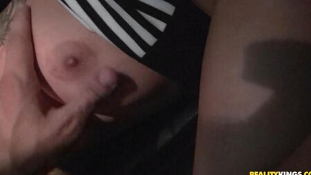 Porra no rosto de Brunette depois do sexo