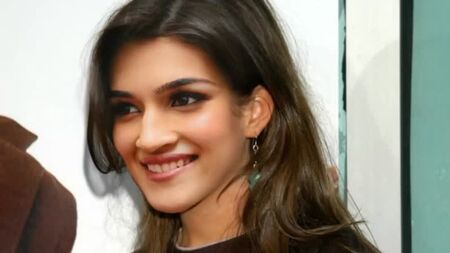 Sensual, Kriti Sanon, nua, incrivelmente sexy