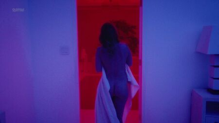 Rachel Keller nua - Legion, 1.ª temporada, episódio 5 (EUA, 2017) 1080p WEB