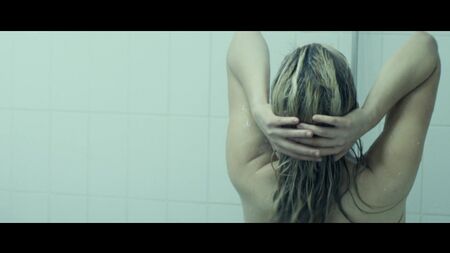 Rachael Taylor Nua - Ghost Machine (2009) HD 1080p