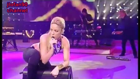 Shakira - Compilação de movimentos sensuais