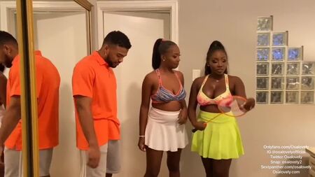 Trio com uma negra peituda de chocolate escuro - OnlyFans: Osa Lovely, BBC, negra com mamas grandes, rabo, miúda, bom broche, amadora, porno de rabos grandes