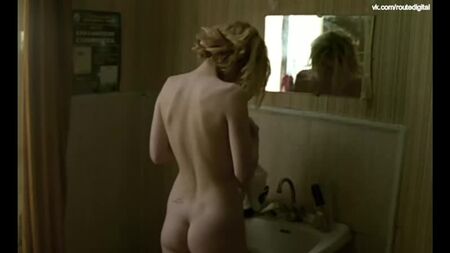Julie Gayet, Sabine Bail nuas - Select Hotel (FR-1996) [nudez frontal total] Ver online