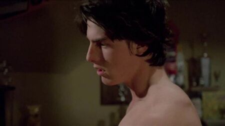 Tom Cruise nu de frente em «All The Right Moves»
