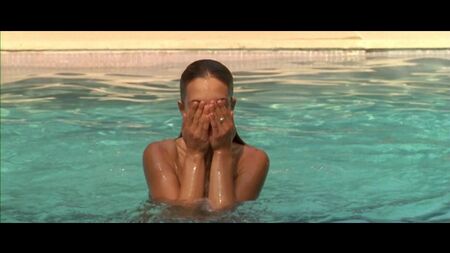 Carolina Crescentini Nua - A Noite Antes dos Exames (2007) HD 1080p