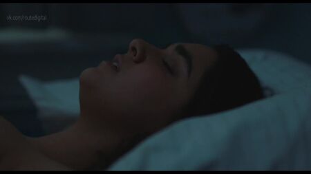 Geraldine Viswanathan Nua (coberta) - Hala (2019) HD 1080p Ver Online / Geraldine Viswanathan - Hala