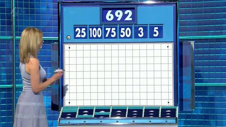 Rachel Riley - Vestido que realça o decote - Contagem regressiva 24 de junho de 2015 [HD]