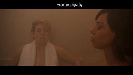 Alice Wetterlund no filme «Mike and Dave Need Wedding Dates» (2016, de Jake Zimansky)