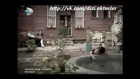 Aras Bulut İynemli. Canção da série «Tempo Inestimável»