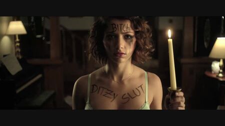 Emily Rudd, Shelby Steel, etc. - House Mother (2017) HD 1080p Nua? Sensacional! Ver online / Emily Rudd, Shelby Steel