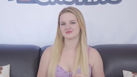 Casting do Porn Dude - Eliza Eves