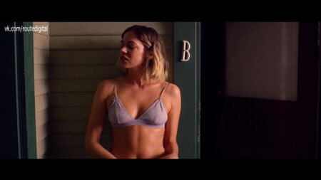 Analeigh Tipton - Broken Star (2018) HD 1080p Nua na Web? Sensacional! Transparente Ver Online / Analeigh Tipton - Broken Star