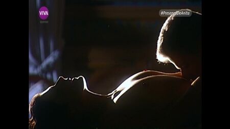 Helena Ranaldi Nua - Presença de Anita s01e06 (BR 2001) 720p HDTV