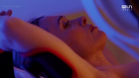 Anne Marivin, Jeanne Guittet – Sous La Peau, 1.ª temporada, episódios 1 a 3 (2019) – HD 720p – Ver online / Anne Marivin, Jeanne Guittet – Under the Skin