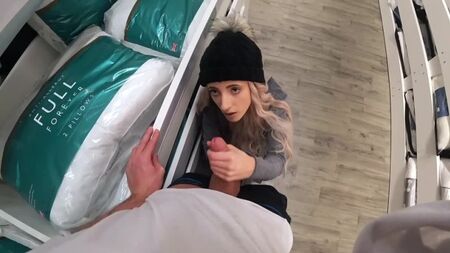 Jade: promessa pública, facial, cumwalk, flash, estranhos, OnlyFans