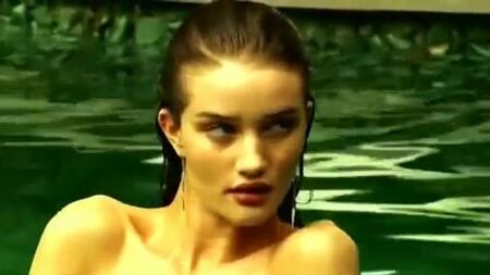 Rosie Huntington-Whiteley - Compilação de fotos sensuais