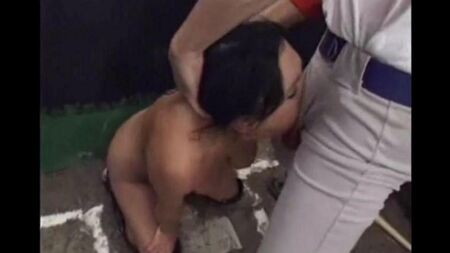 Basebobilista severamente fodeu seu jovem fã na boca