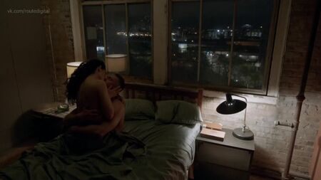 Miranda Rae Mayo nua - Chicago Fire, 9.ª temporada, episódio 15 (2021) HD 1080p Ver online / Miranda Rae Mayo - Chicago Fire