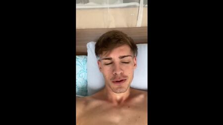 Lucas Hall é ator de filmes pornográficos gays