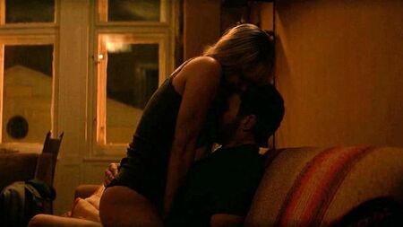 Cena de sexo de Jennifer Lawrence em «Red Sparrow» - ScandalPlanet