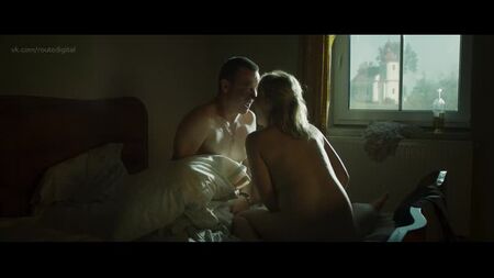 Joanna Kulig Nua - Kler (2018) 1080p Ver Online