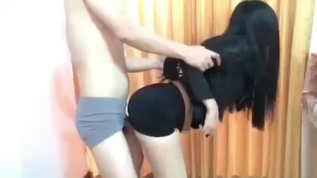 Vídeos pornográficos indonésios: gerentes têm quota obrigatória no XNXX.COM