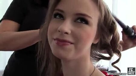 Nos bastidores com Beata Undine [Pornografia, Sexo, Broche, HD, 18+, Pornô, Sexo, Adolescente, Morena, Russa, Mamas naturais, Pénis grande, Lambidas]