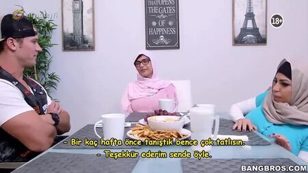 Madrasta com véu seduz o namorado da filha (com legendas em turco)