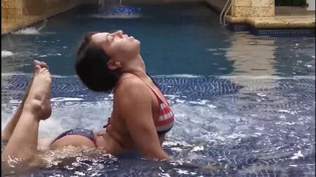 VaneYoga na piscina: FLUXO SEM AQUECIMENTO