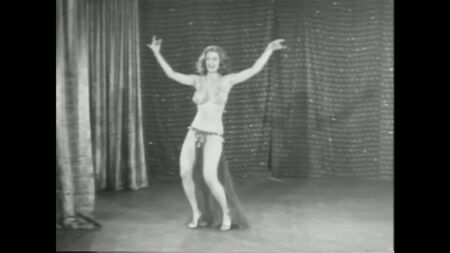 Tempest Storm. Uma Noite em Hollywood (1953)