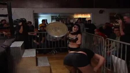 Britani Knight vs. Saraya Knight (02/10/2011)