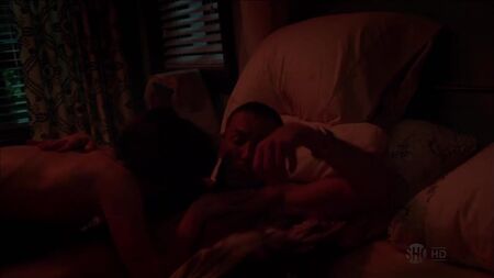 Aimee Garcia nua - Dexter, 8.ª temporada, episódio 1 (2013) HDTV 1080p Ver online