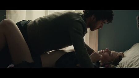 Maya Hawke Nua - Human Capital (2019) HD 1080p Ver Online / Maya Hawke - O Preço do Capital Humano