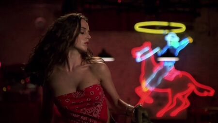 Eliza Dushku sensual - The New Guy (2002) Biquíni/Decote HD 720p