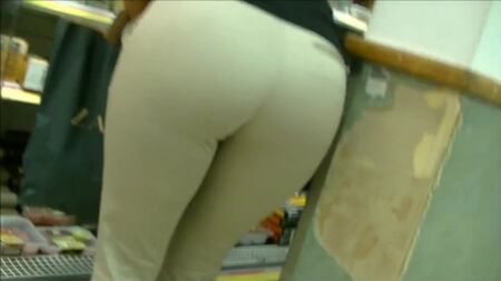 milf_simpática_com_um_rabo_bonito_720p