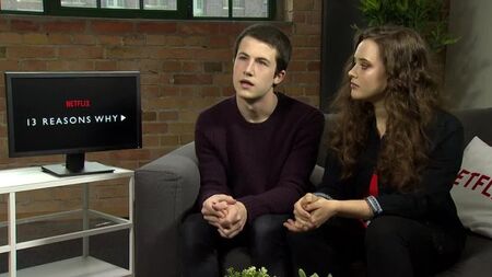 Entrevista sobre «13 Reasons Why» com Dylan Minnette e Katherine Langford sobre a série adolescente da Netflix - YouTube