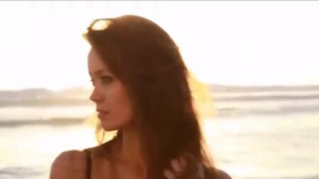 Homenagem sensual e atraente a Summer Glau
