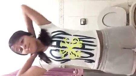 NOVINHA PELUDA