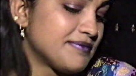 Lahore HEERA MANDI: rapariga paquistanesa de origem punjabi num ménage à trois