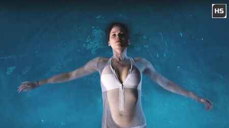Jennifer Lawrence – Cenas sensuais em 4K - Passageiros