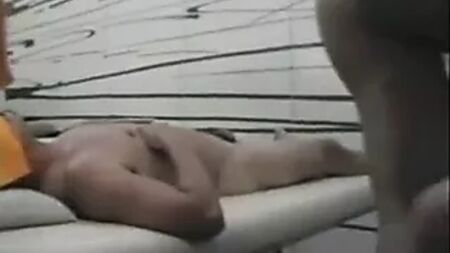 Massagem gay num spa