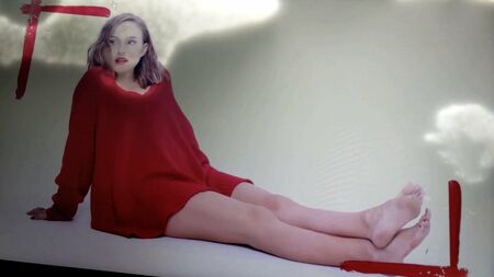 Homenagem ao esperma nos pés de Natalie Portman