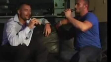 Sedução heterossexual no Ice Gay Tube