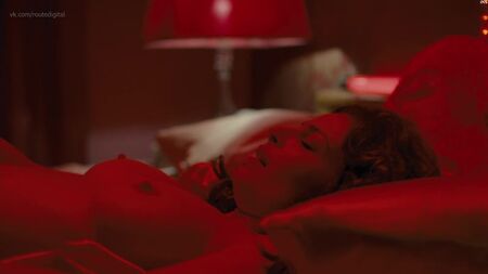 Violante Placido Nua - The American (2010) 1080p Blu-ray Ver Online / Violante Placido - The American