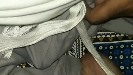 Sexo na cama com a Sali, sexo indiano, sexo desi no quarto